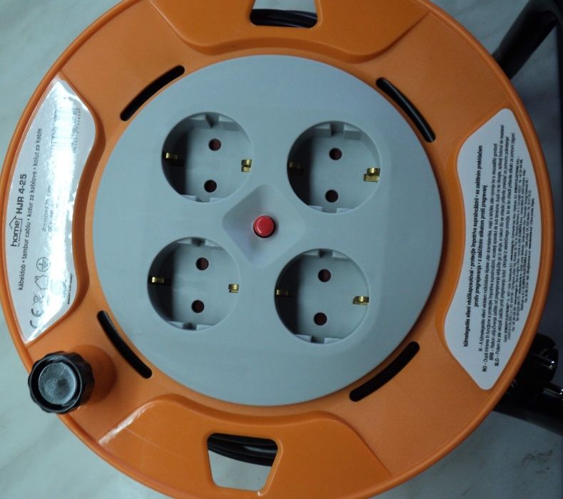 Tambur Prelungitor Cu Cablu 25 M Cu 4 Prize NOU