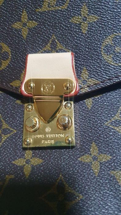 Louis Vitton Pochette Métis