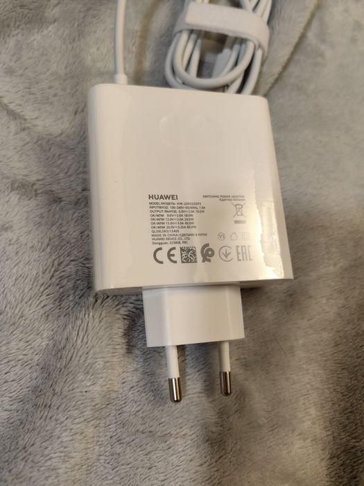 Зарядка Huawei 65W ORIGINAL. Новая