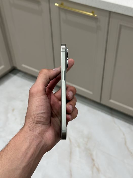 iPhone 15 Pro Max 256gb 88yomks Natural Titanium