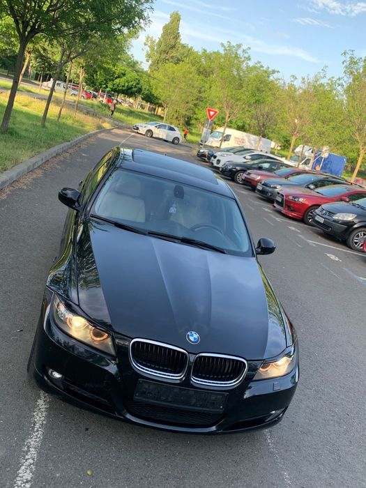 BMW Seria 3 BMW 320i 170cai EURO 5