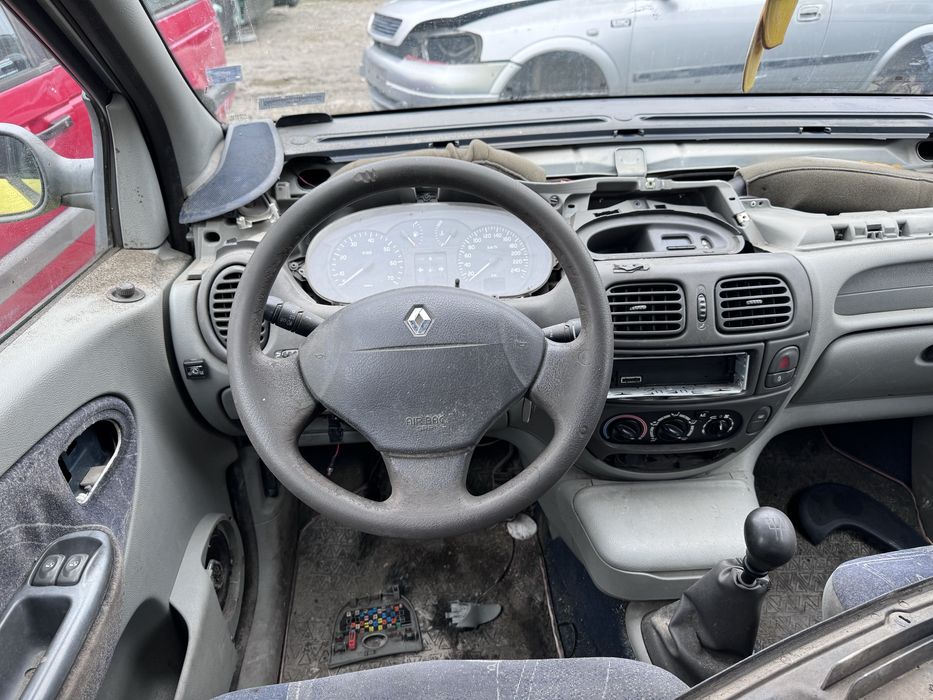 Рено Меган Сценик 1.6и 16в 107кс 2001г На Части