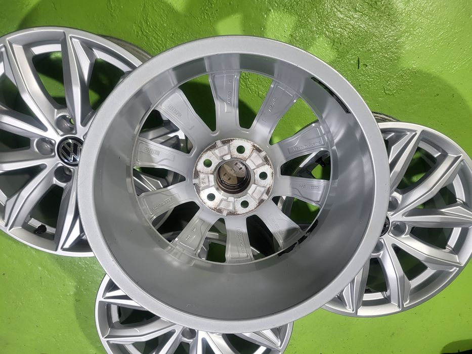 17 5x112 Vw Passat Tiguan Touran Caddy Golf 5х112