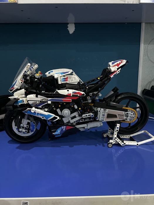 Lego M1000RR+Formula 1 SF-24