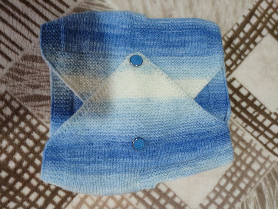 Плетени детски жилетки