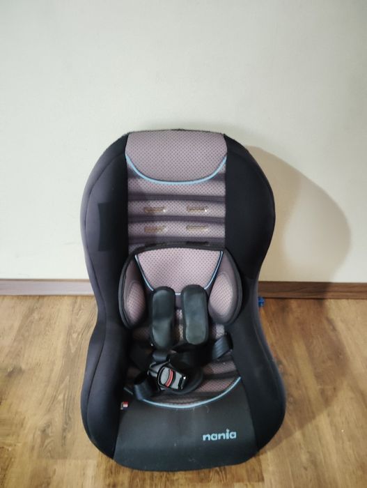 Vând scaun de bebeluși !