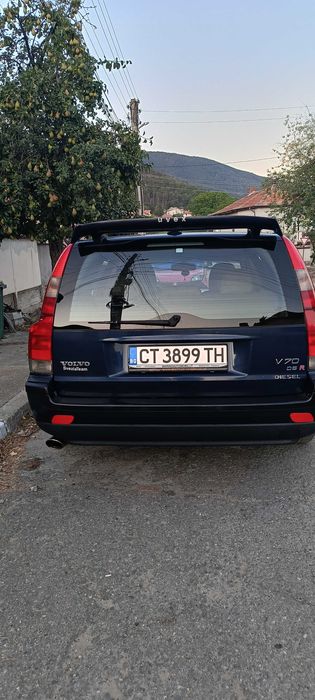 Продавам Volvo V 70 D5