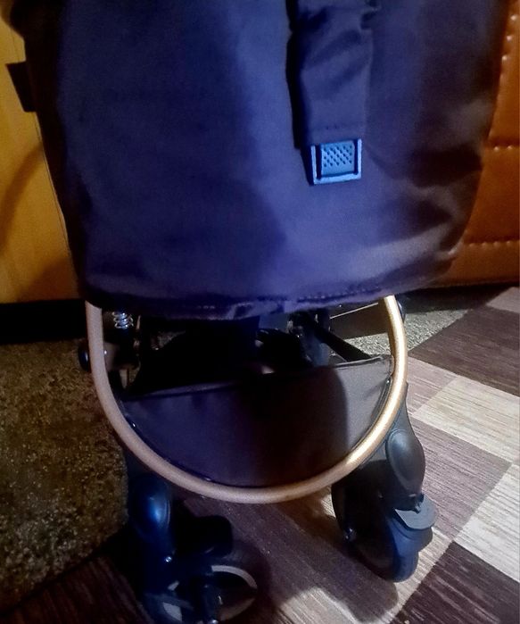 Бебешка количка + кошче за кола