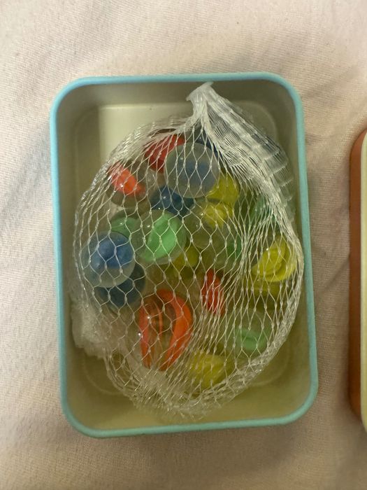 Стъклени топчета, подходящи за колекция или игра