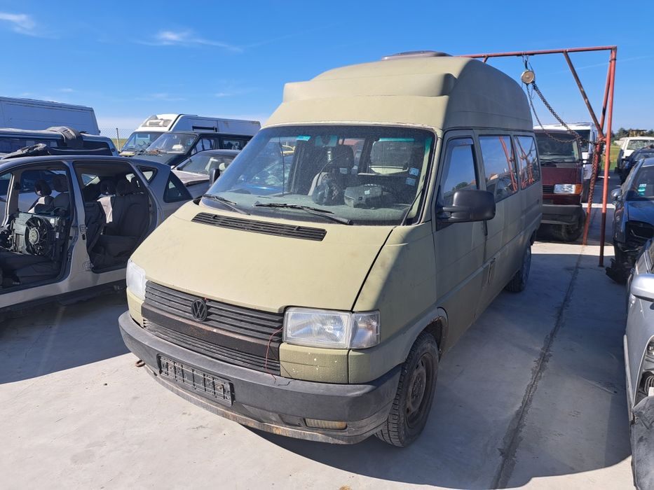 Фолксваген Транспортер Т4 VW Transporter Т4 2.5 бензин 4х4 НА ЧАСТИ