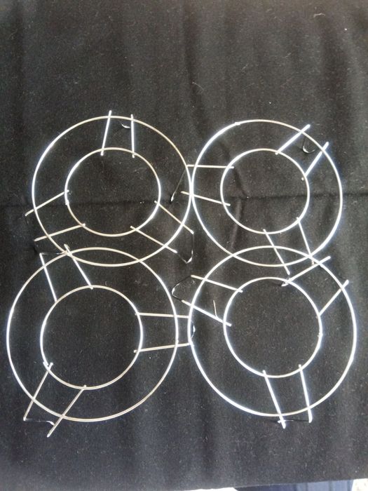 Метална подложка за горещи съдове