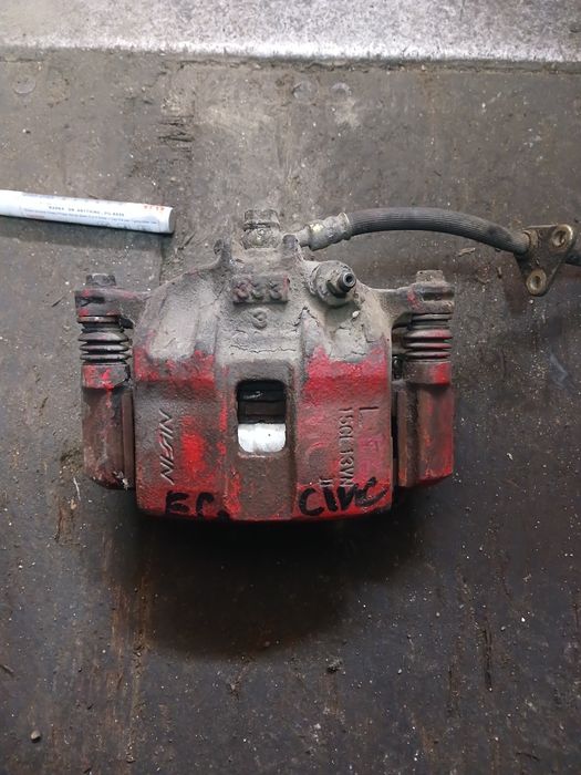 Передний супорт Хонда Цивик L