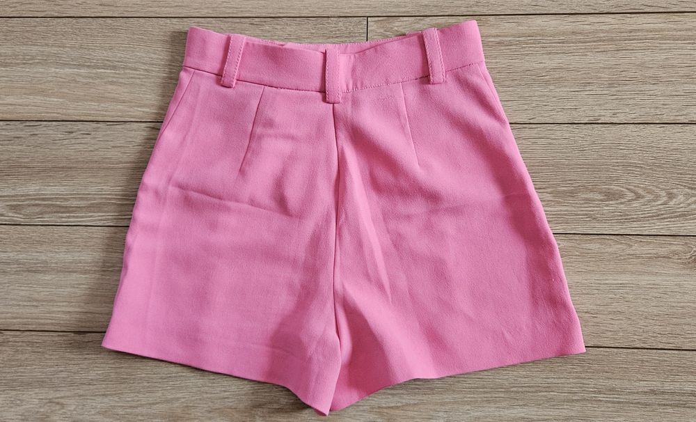 Дамски къси панталони Zara