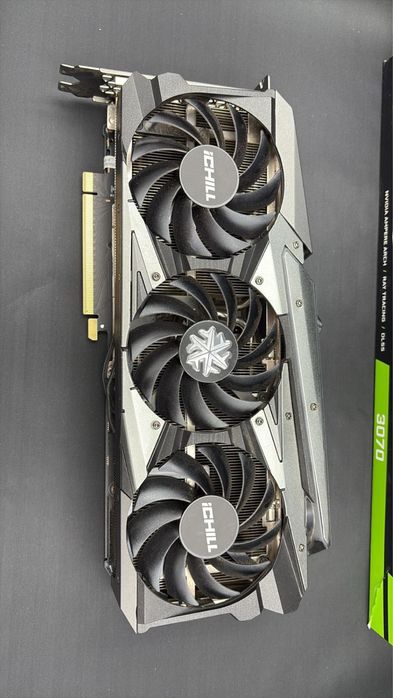 Vând Inno3D iChill RTX 3070 X4 LHR 8GB