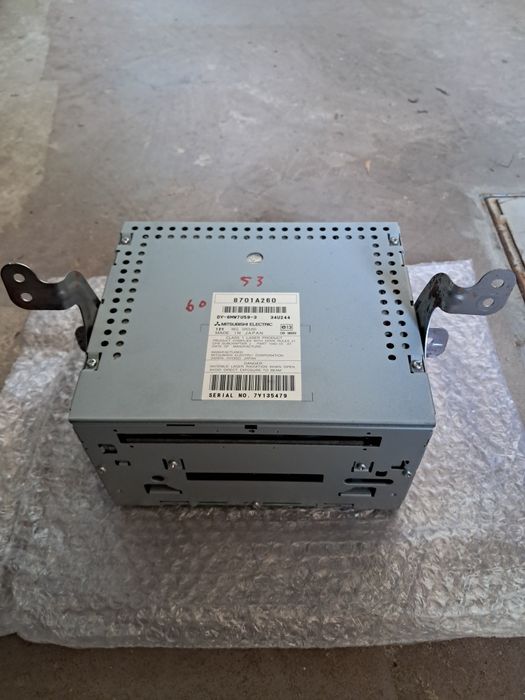 CD чейнджър за mitsubishi outlander, citroen C-crosser, peugeot 4007