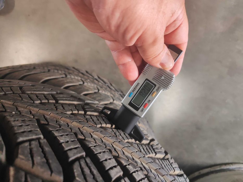 4бр.зимни гуми 245/45/18 Goodyear