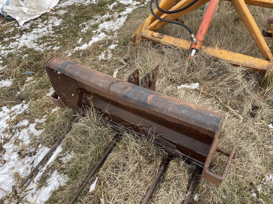 Incarcator frontal fiat