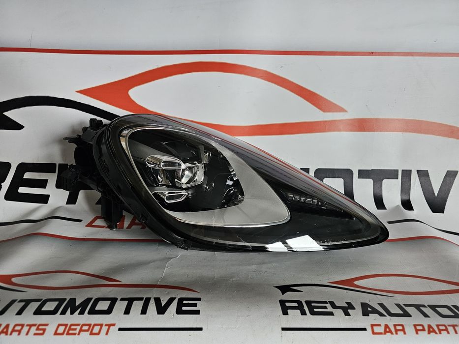 Far dreapta led Porsche Cayenne 9Y dupa 2019 cod 9Y0941034AA