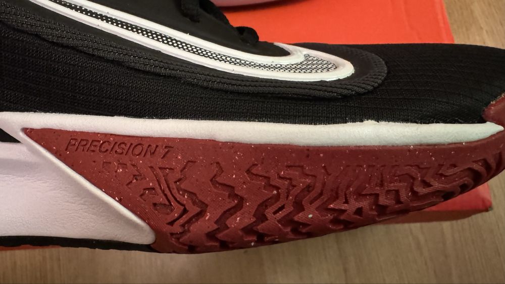 NIKE Мъжки обувки Precision 7 маратонки Оригинални