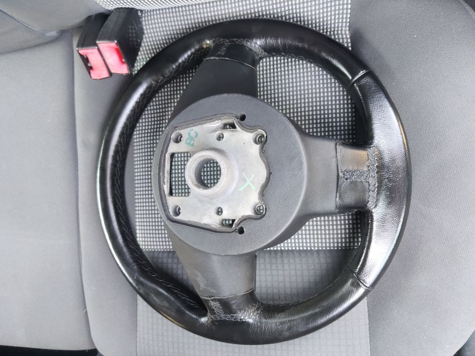 Кожен волан за Seat leon 1Р 2005-2009 г.