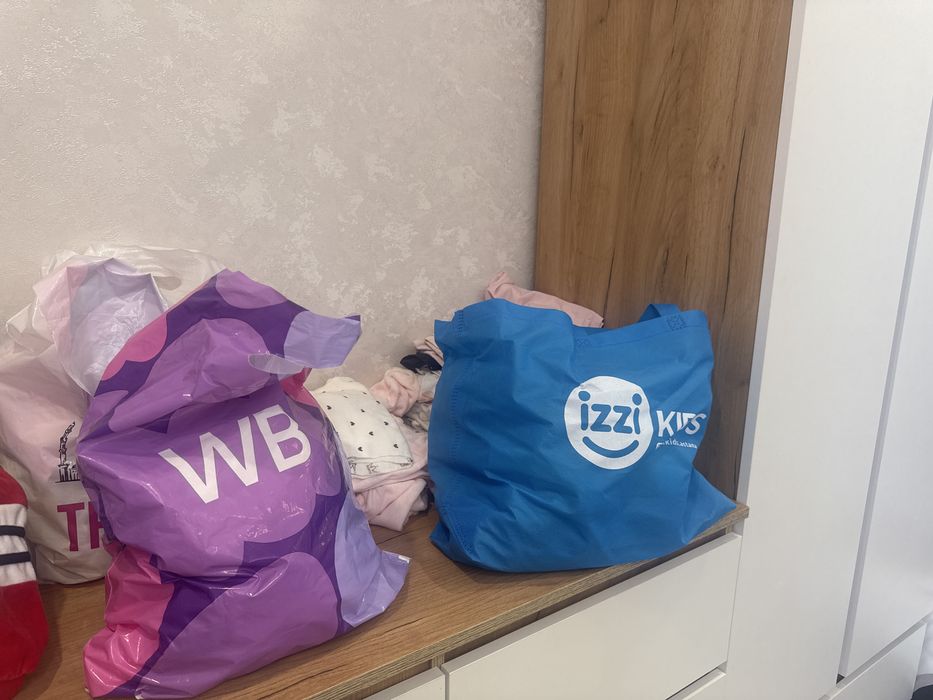 Продам детские вещи