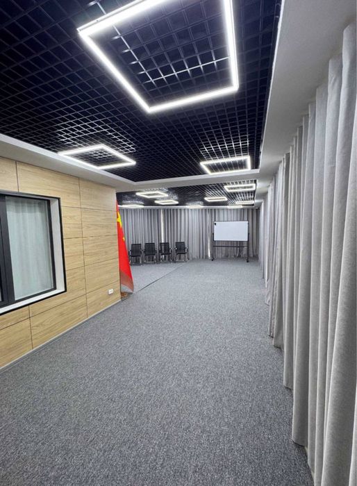 Циолковский|Паркентский|офис|Шоурум|логистика|авиакасса|150м2+500м2