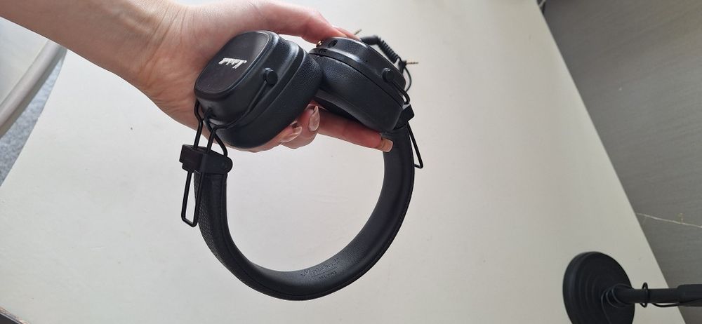 Наушники Marshall 4