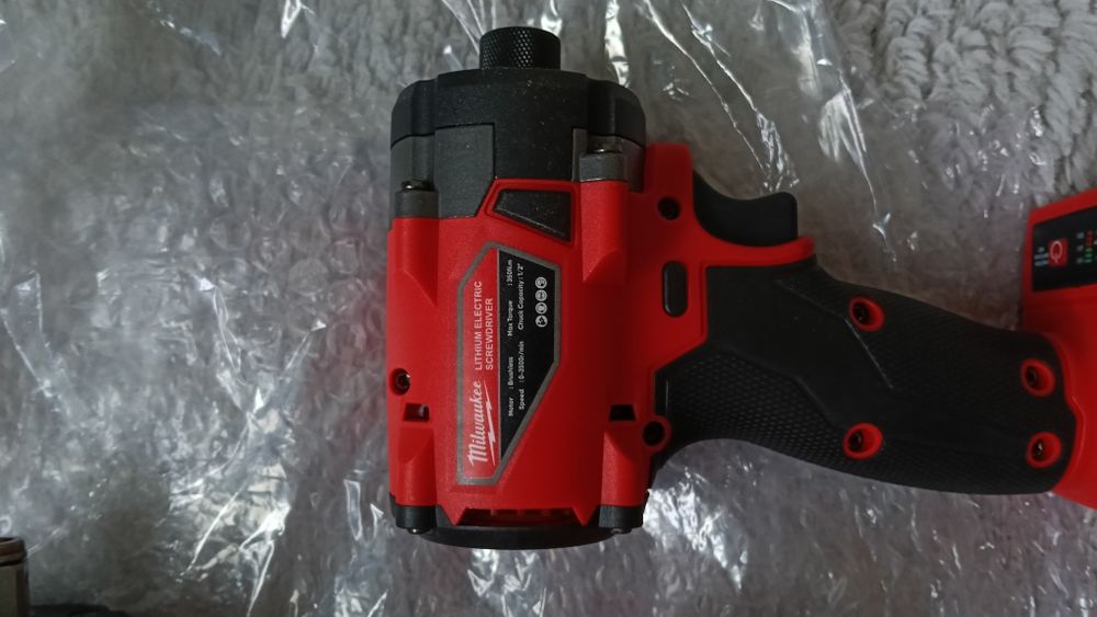 Bormașină impact cheie