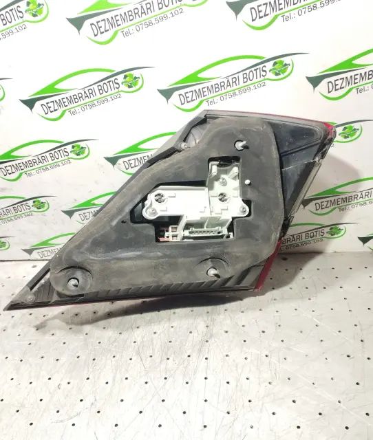 Lampa / Tripla stop stanga pe aripa Mercedes-Benz S-Class 2005