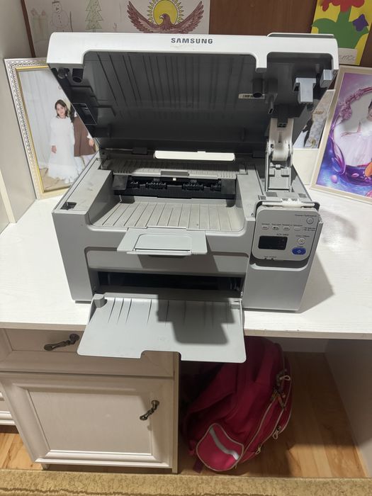 Продам ноутбук с принтером вместе