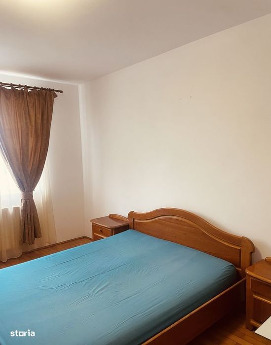 Apartament 3 camere 100mp, 2 bai, terasa, parcare, zona Grand Hotel It