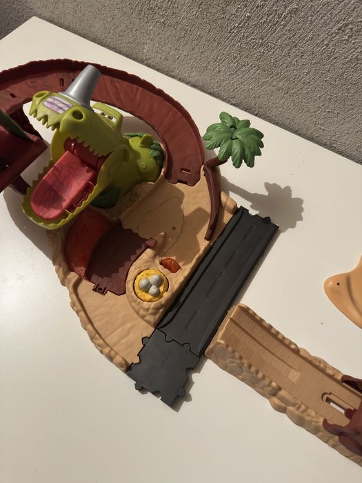 Писта Disney Cars