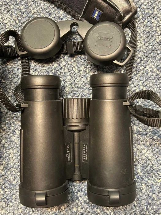 Бинокъл ZEISS Victory FL 8x32 T*