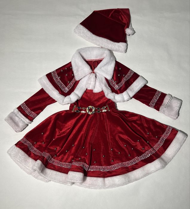 Продам новогодние б/у костюмы