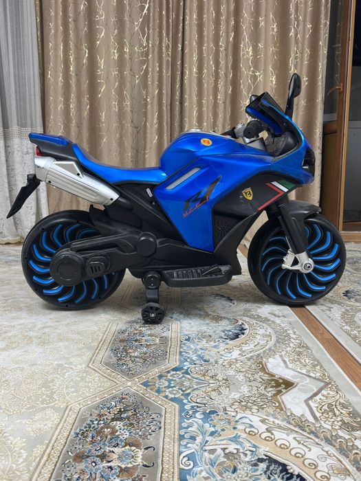 Продам мотоцикл детский новый