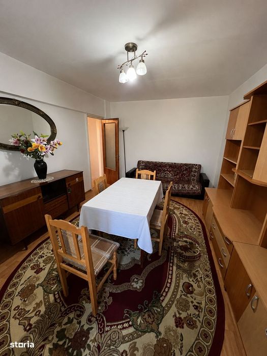 Apartament 3 camere, decomandat,et 3, Trivale, Pitesti