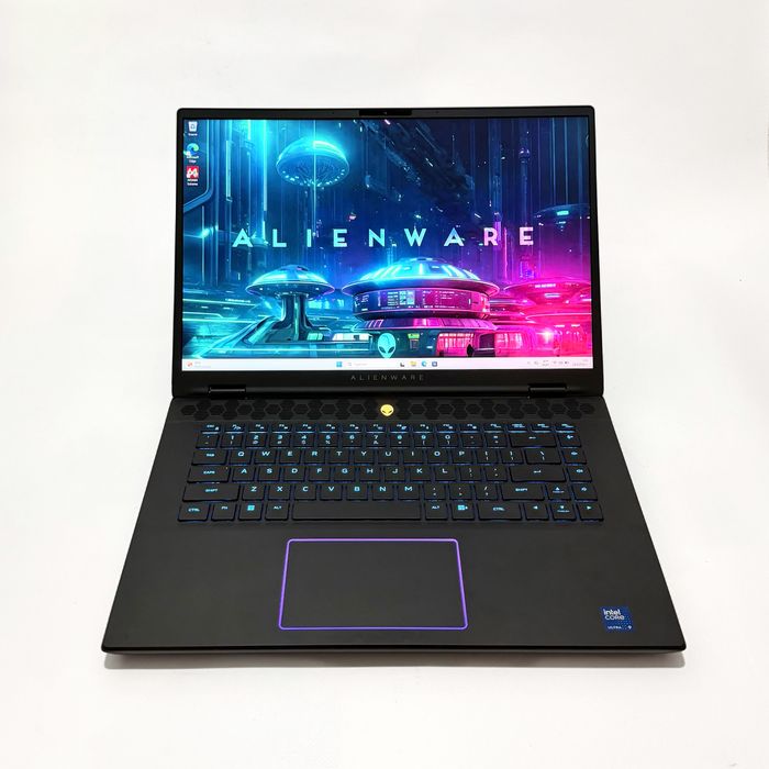 DELL Alienware M16/QHD+ 240Hz/Ultra 9 185H/RTX 4070/2TB/32GB DDR5/RGB
