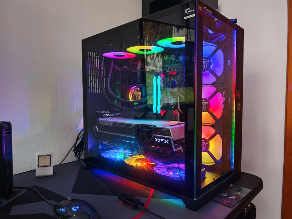 Carcasa lian li o11 razer edition