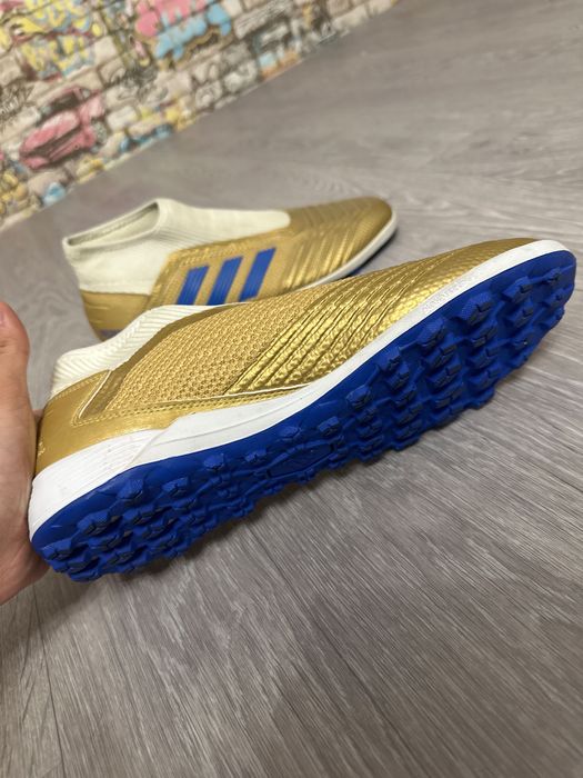 Сороножки обувь футбольная, оригинал