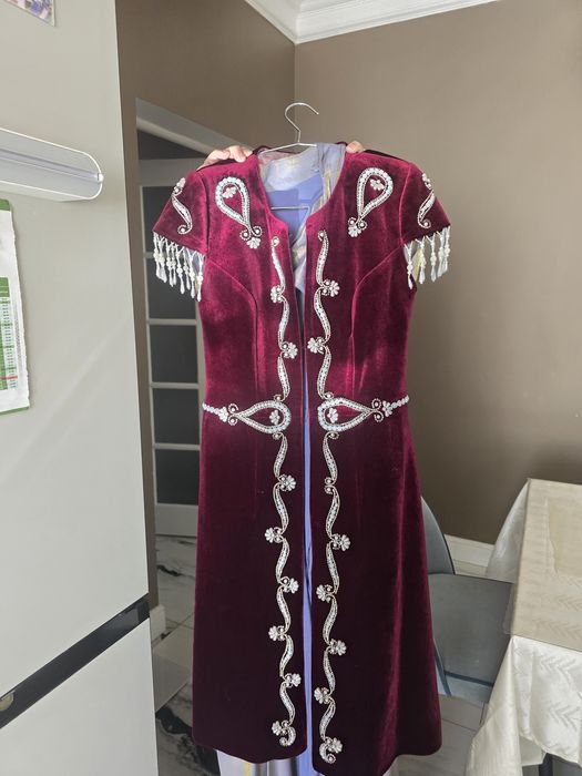 Национальная одежда кажекей шапан