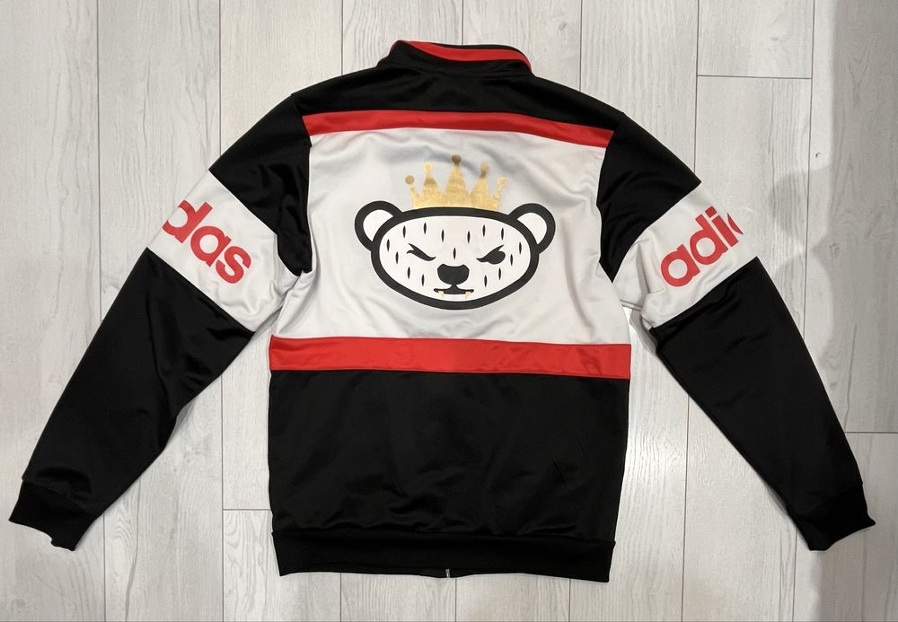 кофта адидас.