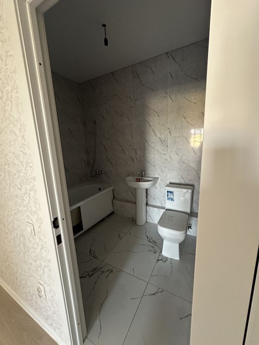 продам 3 комнатную квартиру