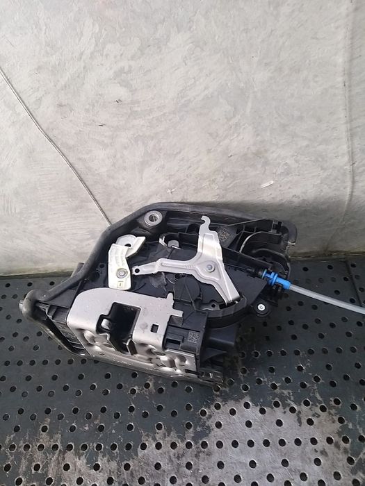 Broasca usa stanga fata bmw x3 g01 5121949209105 19864010