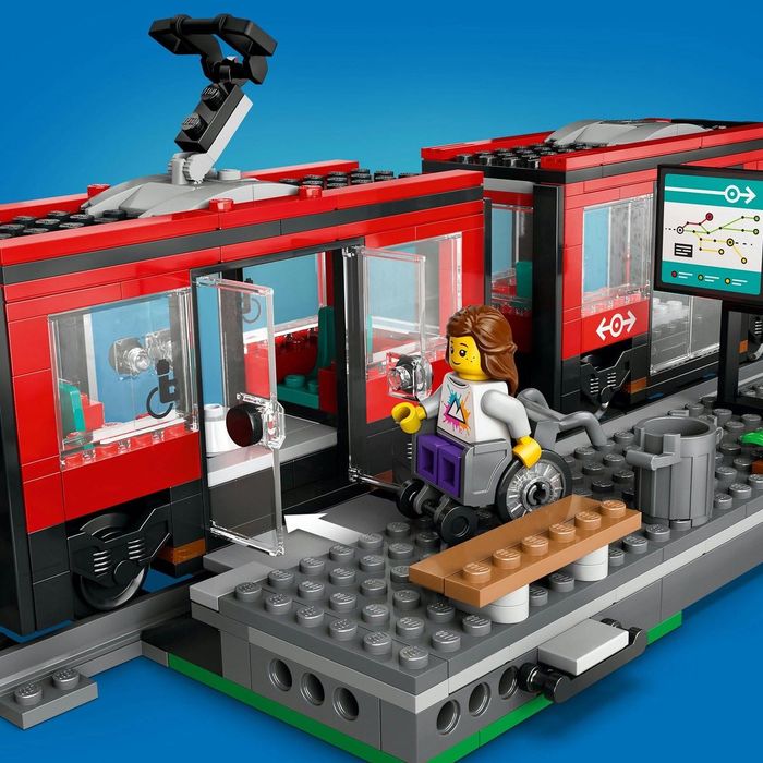 Lego City - Downtown Streetcar and Station (60423) Statie si tramvai in centrul orasului, 7 ani+, 811 piese