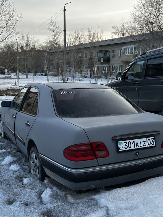 Срочно продаю мерседес