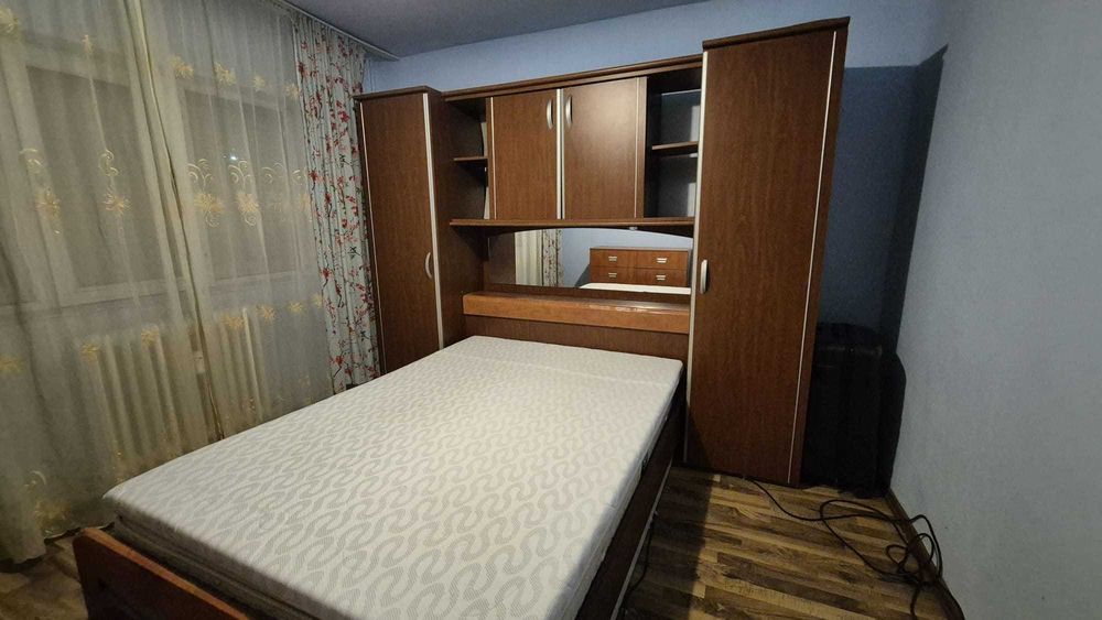 Inchiriez apartament doua camere in Arad -Micalaca zona 300