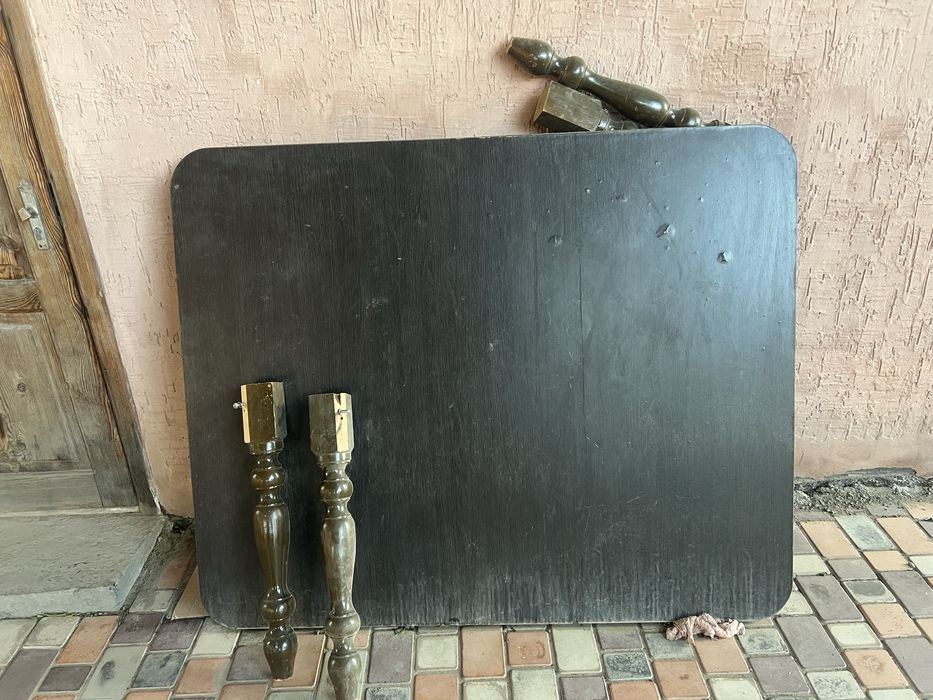 Стол б/у саталымда