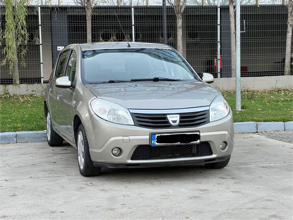 Dacia Sandero 1.4 MPI KM Doar 82.000 Laureate