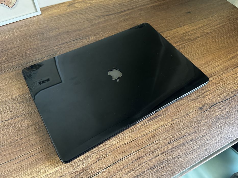 Macbook pro i9 32gb 1tb