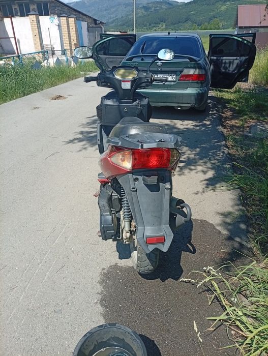 Продам скутер в отличном состоянии .